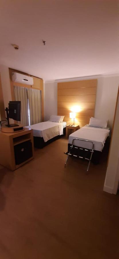 Apartamento Maravilhoso Flat Em Frente Ao Aeroporto De Congonhas H1908 *