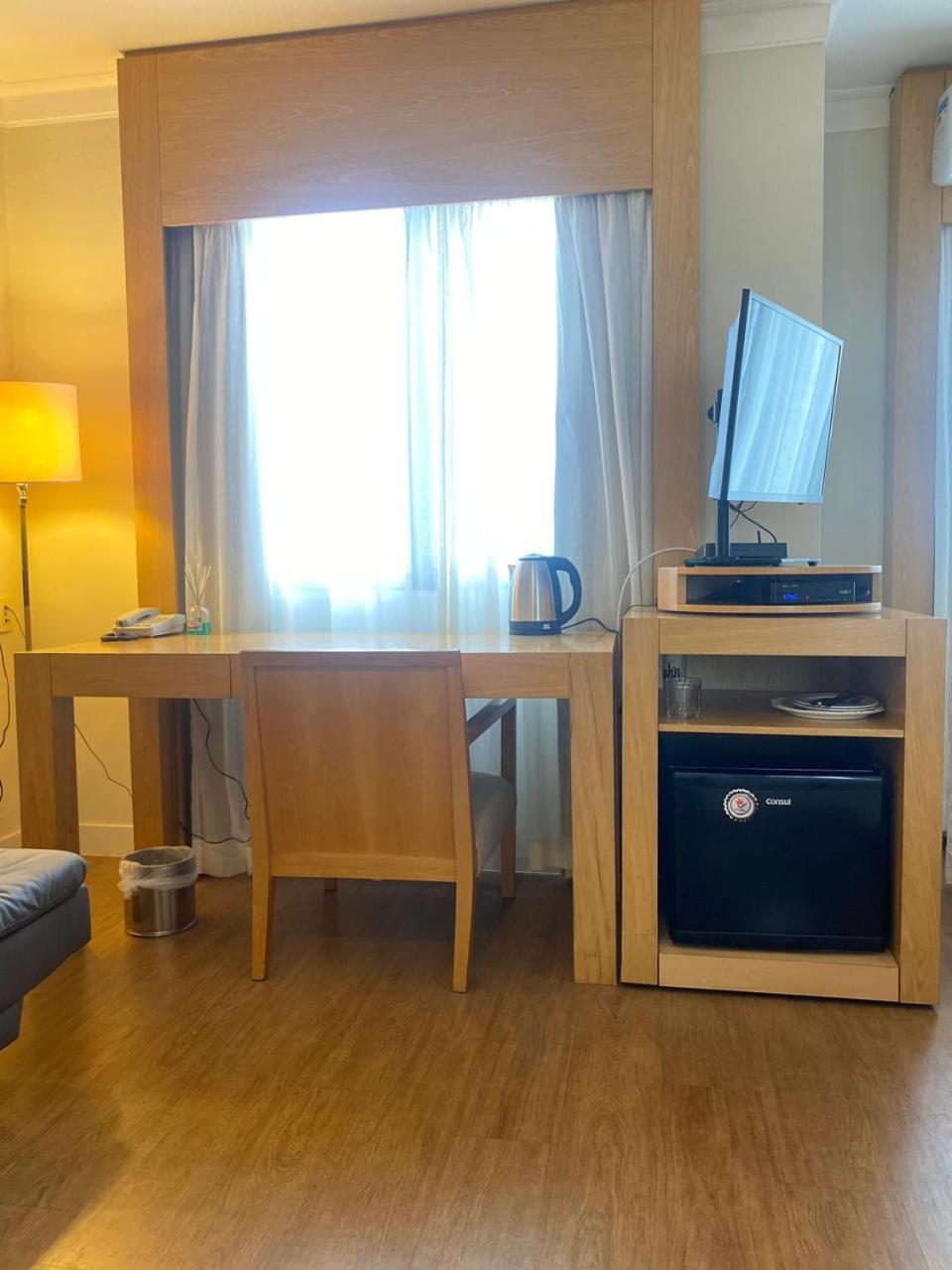 Apartamento Maravilhoso Flat Em Frente Ao Aeroporto De Congonhas H1908 São Paulo